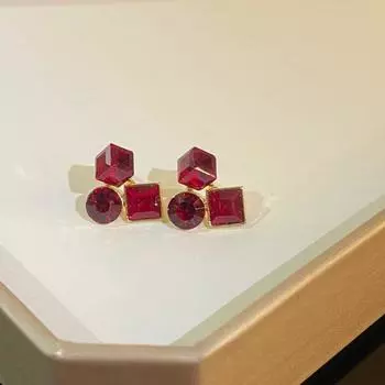 Мода Роскошный темперамент Дизайн Красные геометрические серьги с кристаллами Женские