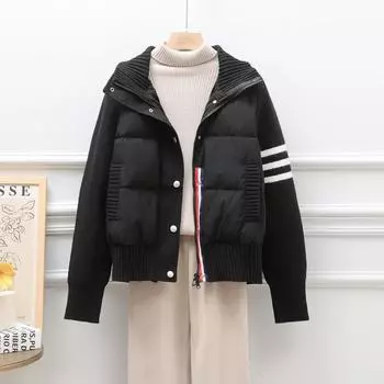 МОДА Тонкий и легкий пуховик женский 2024 новый воротник-стойка модный иностранный стиль трикотажный сращивание короткий белый утиный пух модная одежда S чёрный