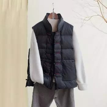 МОДА Тонкий и легкий жилет с воротником-стойкой и пряжкой для женщин и зимы 2024 года, новый повседневный свободный жилет из белого утиного пуха в стиле ретро с одеждой M красный