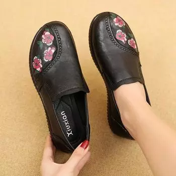Мода Винтаж PU Кожаные балетки Туфли Женские Дизайнерские Роскошные Женские Лоферы Мокасины Пожилые Широкие Туфли Меховые Мокасины Комфорт 35 чёрный