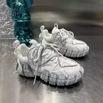 Мода весна осень новое специальное предложение мужская обувь толстая подошва увеличивающая рост удобная беговая обувь альпинистская туристическая обувь 39