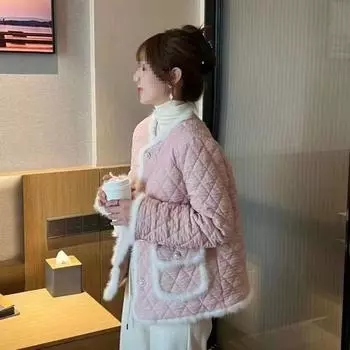 МОДА Xiaoxiangfeng хлопковая одежда женская 2024 зимняя легкая роскошная модная ромбовидная утепленная хлопковая верхняя одежда S розовый