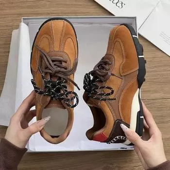 мода женские туфли на плоской подошве повседневные кроссовки спортивная обувь замшевые туфли на платформе женская осень 2025 трендовые кроссовки мода на шнуровке zapatos mujer 35 коричневый