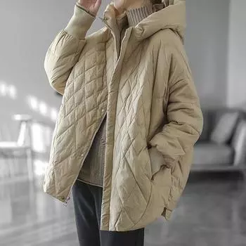 МОДА Зимняя новая куртка-пуховик для женщин корейского выпуска, модная универсальная куртка-пуховик с ромбом и капюшоном, свободный дизайн, модная белая куртка-пуховик S легкие хаки