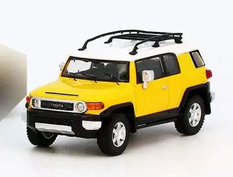 МОДЕЛЬ 1 TOYOTA FJ CRUISER XJ10 Sunfusion Завершенный продукт 1/64 (LHD)
