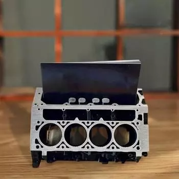 Модель двигателя. Держатель для визитных карточек. Большая емкость. Домашний офис. Школа. Настольный блок двигателя. Статуэтка из смолы. Ручка для визитных карточек. Стационарная подставка для хранения. серебряный