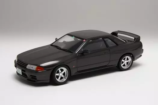 Модель Fujimi Initial D Series Skyline V spec II Tsuyoshi Nakazato 1/24 No.2 GT-R (БНР32) ИСД-2