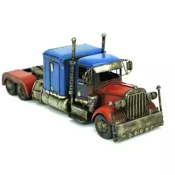 Модель металлического грузовика ручной работы