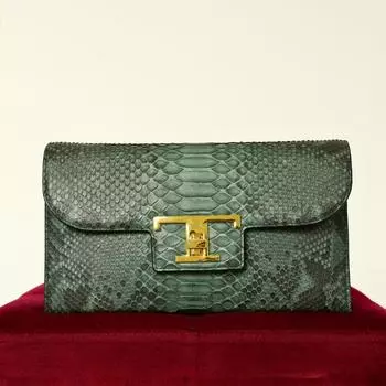 Модель женской сумки из натуральной кожи ограниченного выпуска