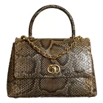 Модель женской сумки из натуральной кожи ограниченного выпуска