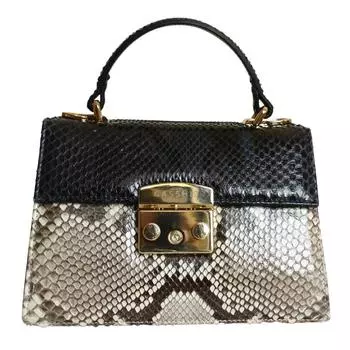 Модель женской сумки из натуральной кожи ограниченного выпуска