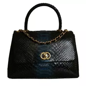 Модель женской сумки из натуральной кожи ограниченного выпуска