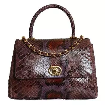 Модель женской сумки из натуральной кожи ограниченного выпуска