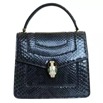 Модель женской сумки из натуральной кожи ограниченного выпуска