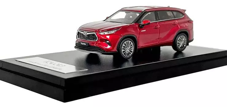 МОДЕЛИ С ЖК-ДИСПЛЕЕМ Toyota Highlander Red Завершенный продукт 1/64