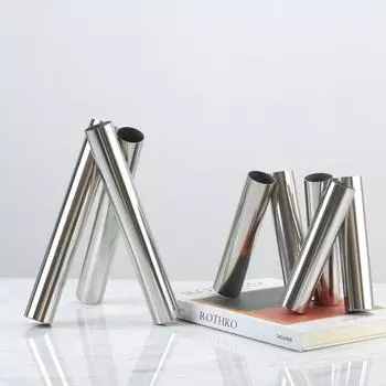 Modern Simple Black Metal Line Shape Vase Home Living Room Decoration Model Room Cross Creative Flower Vessel