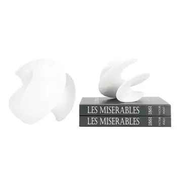 Modern Simple White Special-shaped Rotating Twisted Top Ornaments Model House Sales Office Study Room Soft Decorations