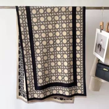 Модная элегантная женская пашмина Осень Зима Толстая теплая двусторонняя шаль с кисточками и буквенным принтом Защита от холода и ветра Плед шарф с капюшоном 66X186cm