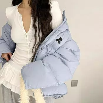 Модная брендовая куртка-пуховик с капюшоном женская короткая зимняя 2024 утепленная утепленная куртка с мясом и маленькой вышитой курткой в виде хлеба S оранжевый