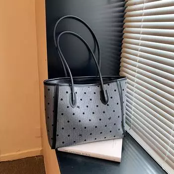 Модная брендовая сумка, новая большая вместительная сумка через плечо, высококачественная женская сумка, модная нишевая сумка для отдыха, женская сумка-тоут (30cm<Max Length<50cm)