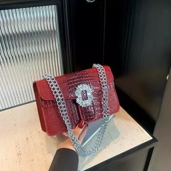 Модная и модная сумка через плечо для отдыха, маленькая красивая сумка на цепочке, женская новая весенняя сумка через плечо 2024 года, маленькая персонализированная квадратная сумка