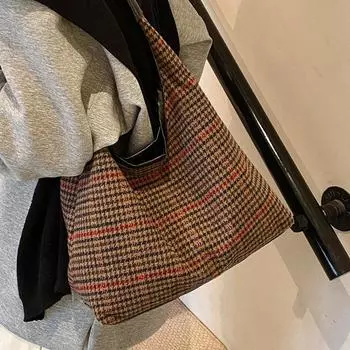 Модная клетчатая сумка для женщин с большой вместимостью, осень и зима, новая корейская версия, контрастная универсальная сумка через плечо