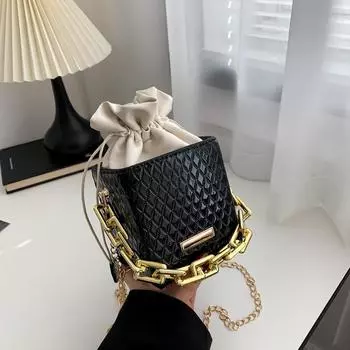 Модная маленькая сумка на цепочке для женщин с мини-маленькой квадратной сумкой через плечо коричневый