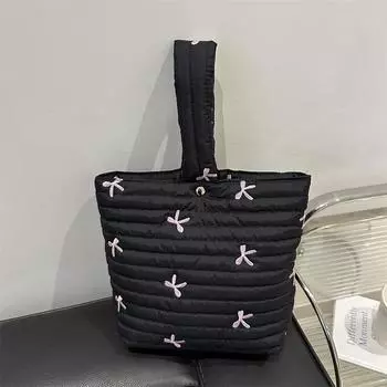 Модная маленькая свежая повседневная сумка с вышивкой в виде банта в иностранном стиле, симпатичная портативная сумка-ведро розы красного