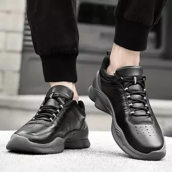 Модная мужская повседневная обувь Удобная нескользящая высококачественная молодежная обувь для отдыха на природе для взрослых дышащая спортивная обувь для ходьбы Черные туфли 38 чёрный