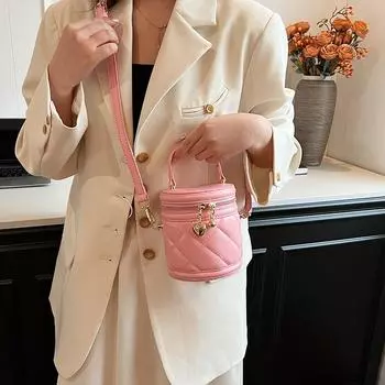 Модная нишевая сумка-мессенджер с текстурой в виде ромба, переносная сумка-ведро в стиле ретро, универсальная маленькая женская сумка 2024 года, новинка лета розовый