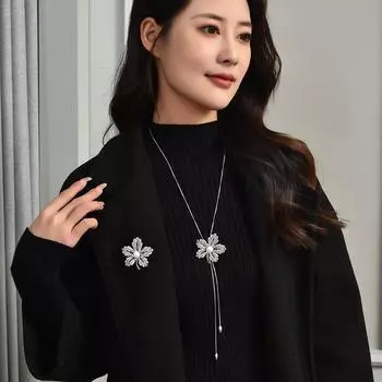 Модная новая цепочка для свитера с выдолбленным кристаллом и кленовым листом, элегантное и высококачественное универсальное длинное ожерелье в виде листа, аксессуары