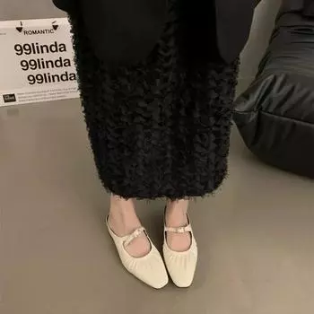 Модная обувь для женщин 2024 года, высококачественные мюли, женские тапочки, модные легкие повседневные тапочки для женщин, однотонные туфли с закрытым носком для женщин 35 серебряный