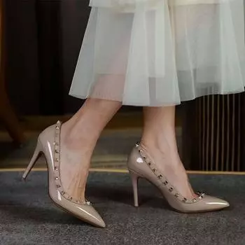 Модная обувь для женщин. Женские туфли на высоком каблуке. Лидер продаж. Офисные и карьерные туфли с заклепками. Сексуальные туфли с острым носком для женщин. 34