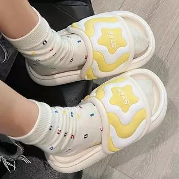 Модная обувь Kawaii женские тапочки и сандалии для ванной на платформе детские шлепанцы милые толстые летние 2024 новые модные нескользящие 36