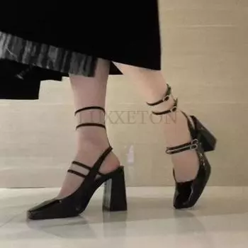 Модная обувь на тонком каблуке Женские тапочки Уличные шлепанцы Резиновые шлепанцы Каблук-мюли Низкие пантофли Черные сандалии Гавайские высокие блестки 34 чёрный