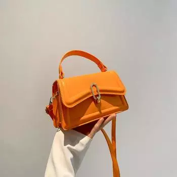 Модная персонализированная маленькая квадратная сумка 2024 года, новая летняя сумка, женская нишевая трендовая сумка через плечо, повседневная сумка-мессенджер для поездок на работу чёрный