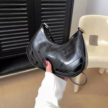 Модная повседневная лакированная кожа с вышивкой нитками в виде ромба, однотонная, темпераментная, иностранный стиль, одно плечо, подмышечная сумка, маленькая квадратная, женская красный
