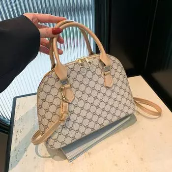 Модная повседневная сумка женская 2024 простая модная популярная сумка-ракушка повседневная сумка популярная простая сумка через плечо чёрный