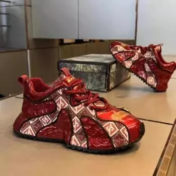 Модная роскошь 2024 года, последняя мода на сексуальную повседневную обувь, весна и осень, мужская вышитая толстая подошва, легкая спортивная обувь 39 красный
