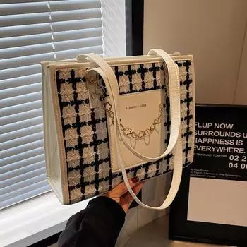 Модная ручная большая сумка большой вместимости, новинка лета 2024 года, клетчатая сумка подмышками, персонализированная универсальная сумка на плечо с цепочкой