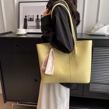 Модная сумка большой вместимости, новая весенне-летняя универсальная женская сумка на плечо, фактурная популярная сумка-тоут для поездок на работу чёрный