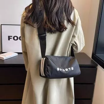 Модная сумка через плечо 2023 Новая модная женская сумка с широким плечевым ремнем Маленькая сумка Ruiying Сумка для отдыха Сумка через плечо Женская модная стильная сумка