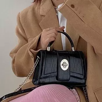 Модная сумка через плечо, черная, с клапаном из искусственной кожи, квадратные женские сумки, модная красная сумка через плечо для женщин, сумки с верхней ручкой, кошельки