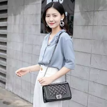 Модная сумка с бриллиантовой цепочкой для женщин в стиле ретро, удобная для переноски молодой девушкой, маленькая квадратная сумка на одно плечо, косая широкая сумка для мамы