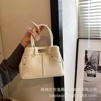 Модная супер пожарная нишевая дизайнерская сумка женская 2024 новая популярная универсальная сумка-мессенджер портативная маленькая квадратная сумка синий