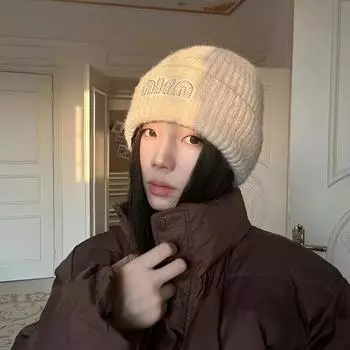 Модная теплая вязаная шапка с бисером и буквенным принтом, женская осенне-зимняя утолщенная шерстяная шапка-ушанка, модная шапка-пуловер, холодная шапка Elastic (53-58cm) чёрный