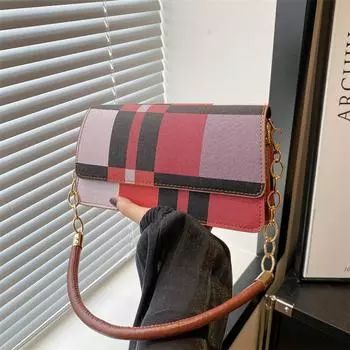 Модная трендовая сумка 2024 года, летняя новая красивая индивидуальная простая повседневная сумка через плечо, портативная маленькая квадратная сумка синий