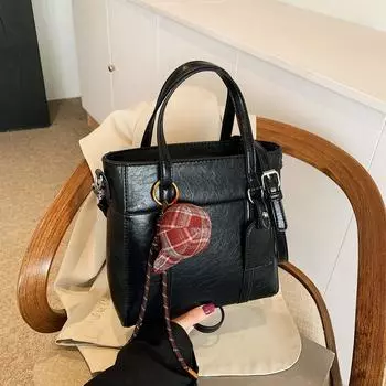 Модная универсальная сумка через плечо в иностранном стиле, женская, осенне-зимняя, простая, повседневная, в британском стиле, сумка-мессенджер для поездок на работу Without pendant коричневый