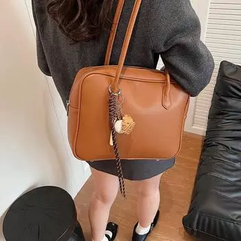 Модная универсальная сумка для переноски в руке, женская, новая трендовая повседневная сумка 2024 года, высококачественная сумка через плечо с нишевым дизайном красный