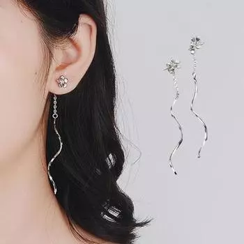 Висячие серьги серебряного цвета с камнем серебряный